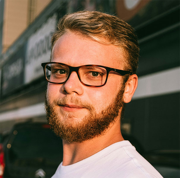 Portret van Dirk Maes, tevreden klant